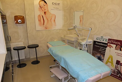 Derma Center bakım kabini